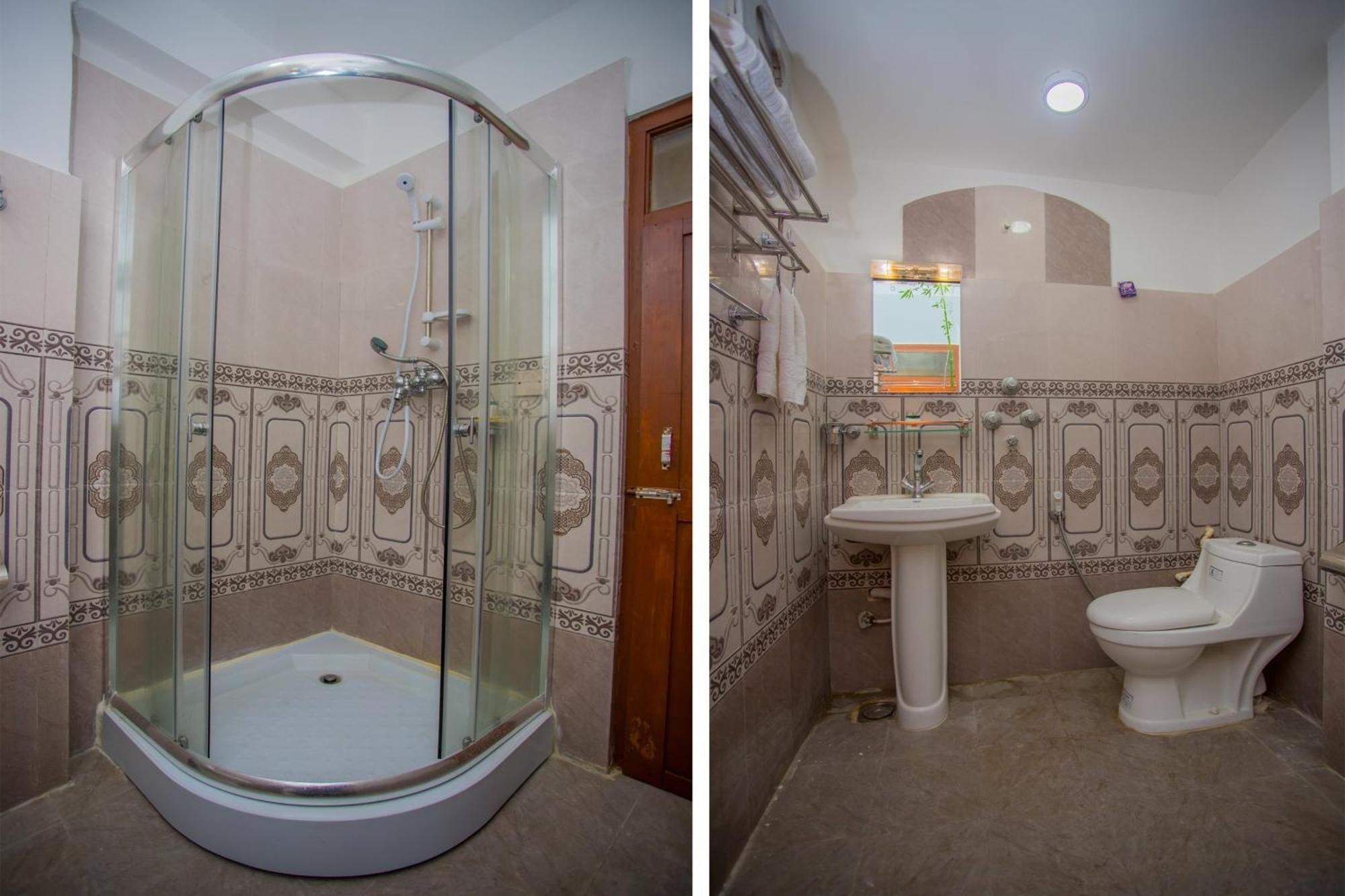 Oyo 297 Hotel Aayam Катманду Екстер'єр фото