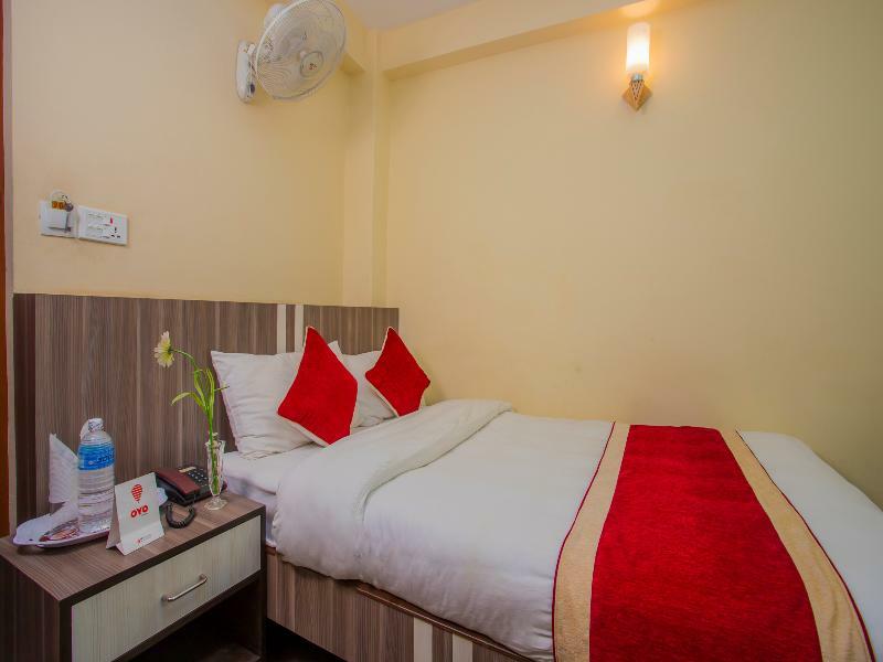 Oyo 297 Hotel Aayam Катманду Екстер'єр фото